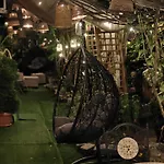 Garden * Bukarest